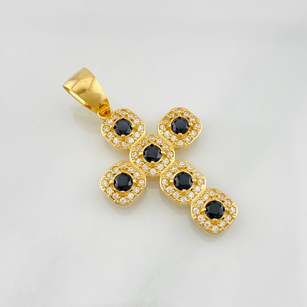 Dije Cruz Tupida 3.75g / 3.5cm Oro Amarillo 18K