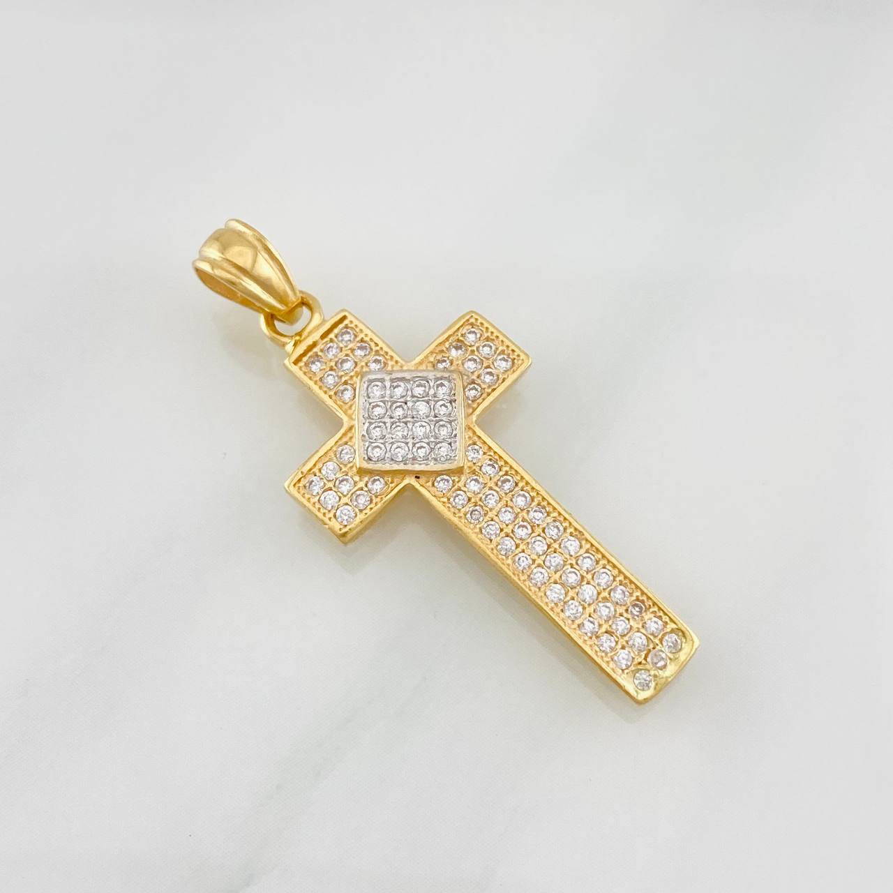 Dije Cruz 2.65g / 3.7cm Dos Oros Amarillo Blanco 18K