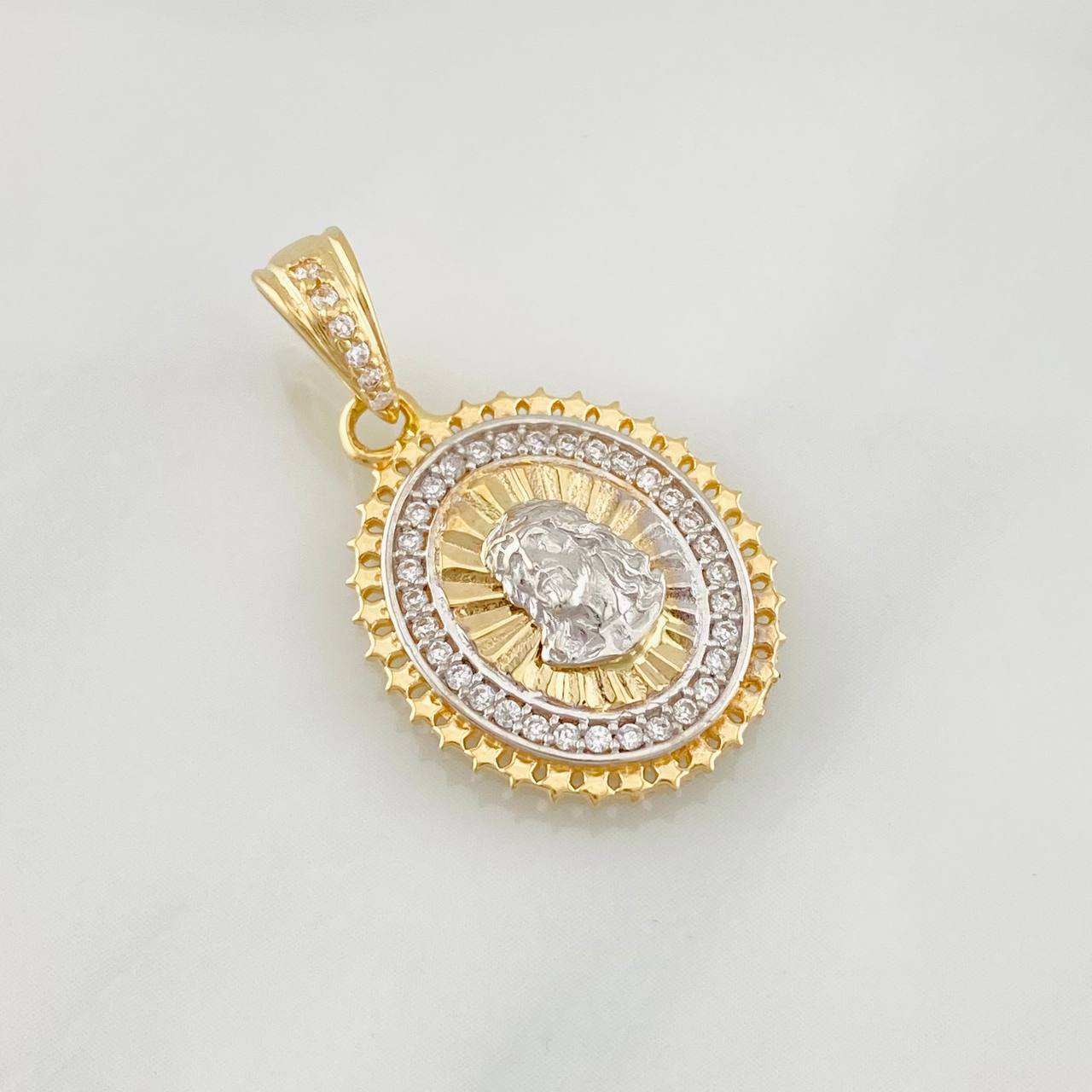 Dije Medalla Rostro Cristo 2.8g / 2.5cm Dos Oros Amarillo Blanco 18K