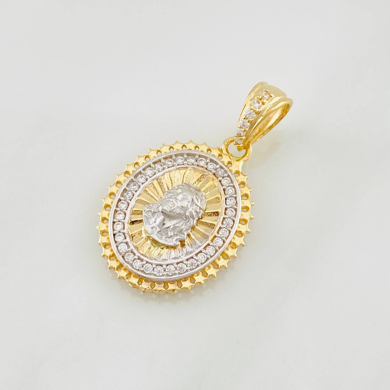 Dije Medalla Rostro Cristo 2.8g / 2.5cm Dos Oros Amarillo Blanco 18K