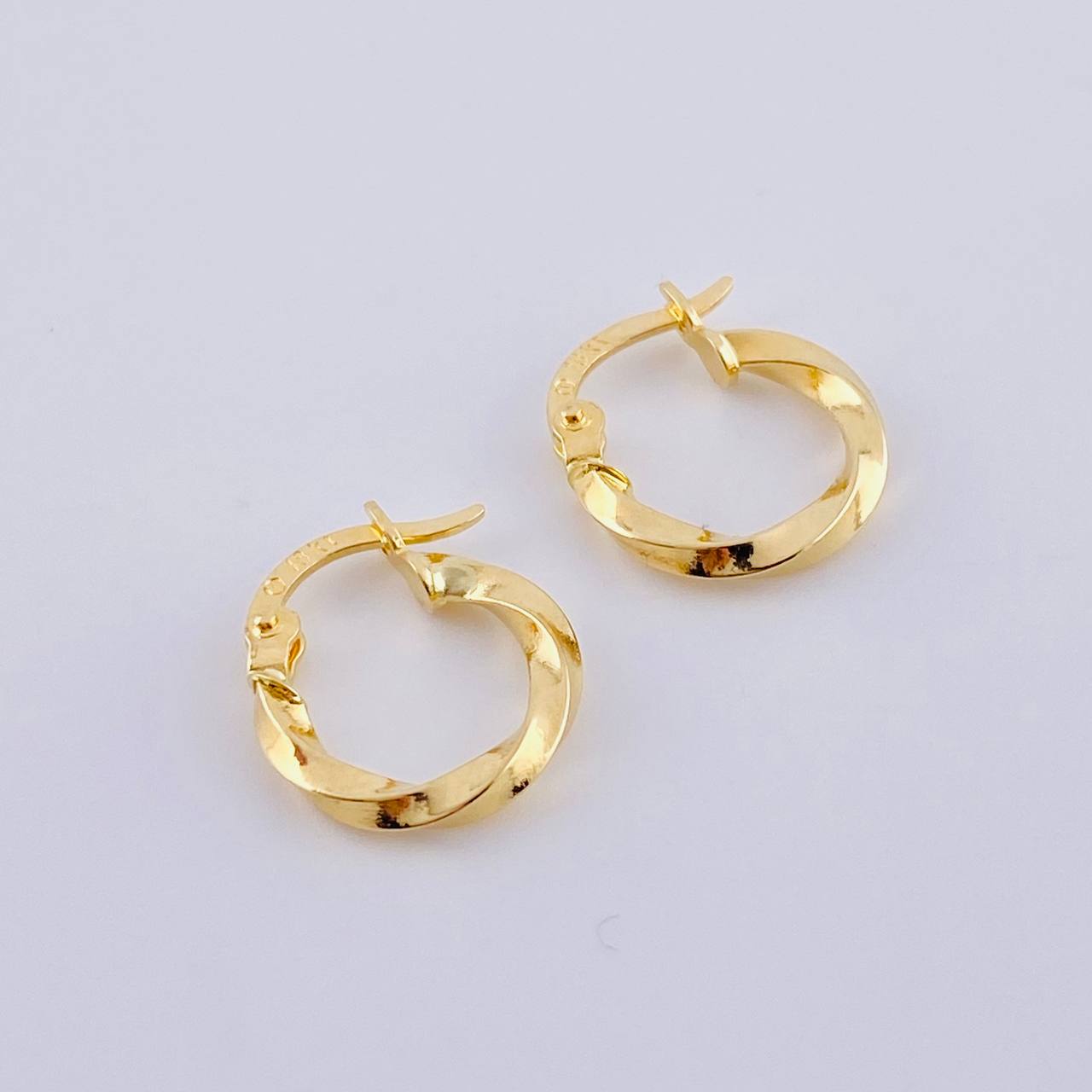 Candongas Kari 0.9 g / 1.4 cm Oro Amarillo 18K
