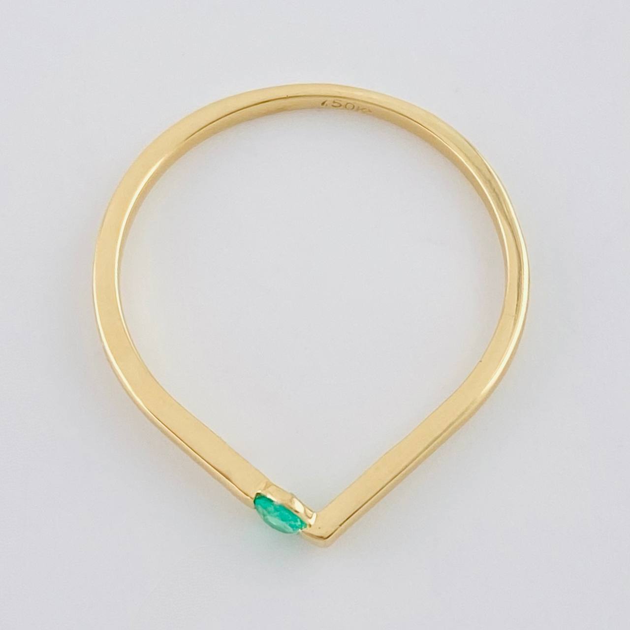 Anillo Gota Esmeralda 8Pts 1.55 g / T8 Oro Amarillo 18K
