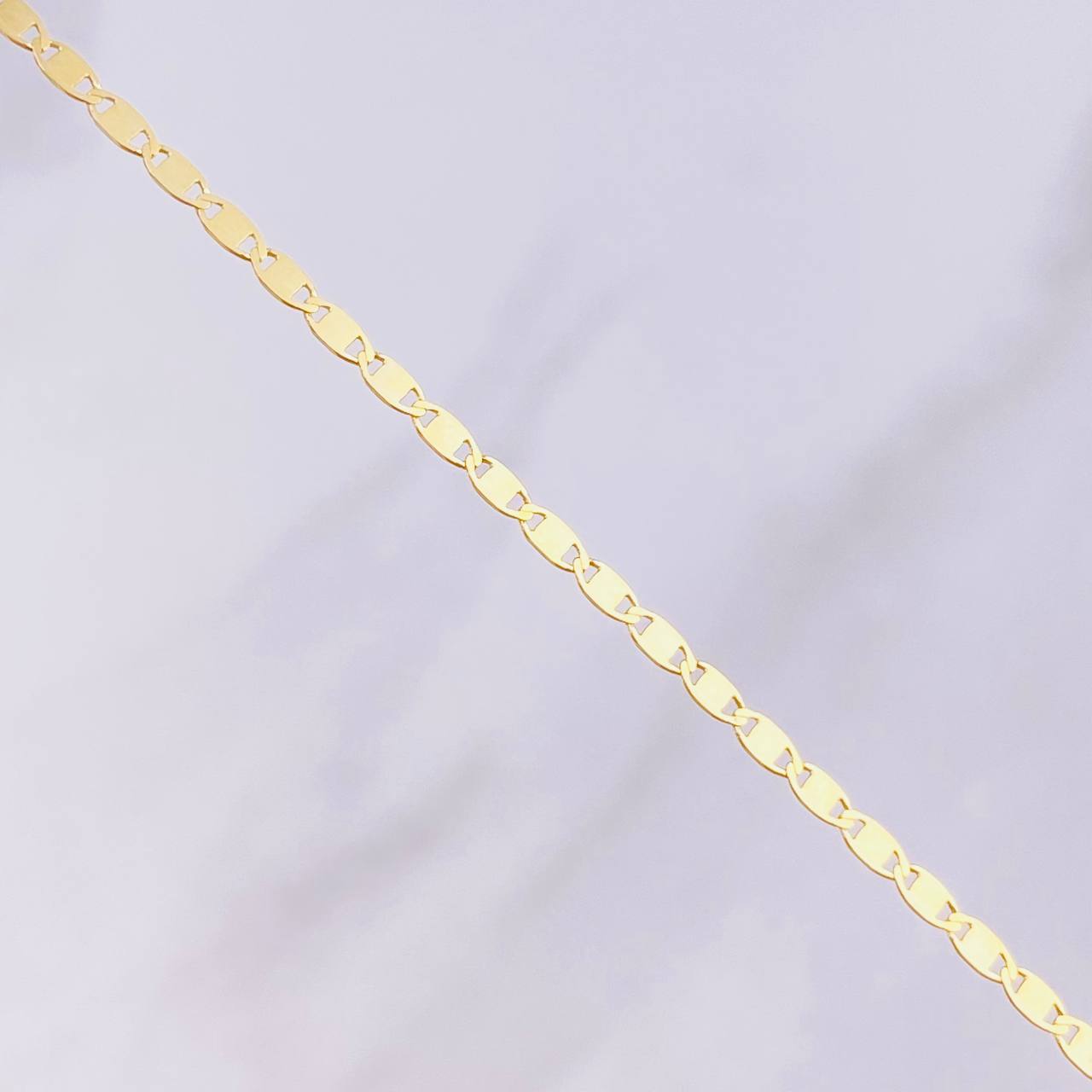 Cadena Plana 1.95g / 45cm / 1.58mm Oro Amarillo 18K