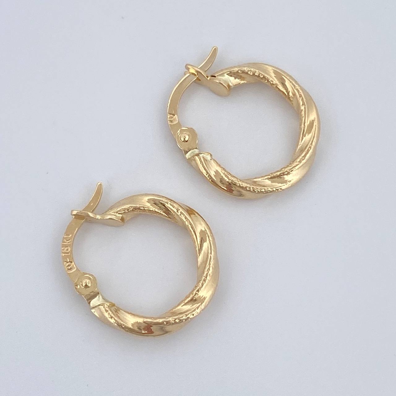 Candongas Nilo 1gr / 1.6cm / Oro 18K $