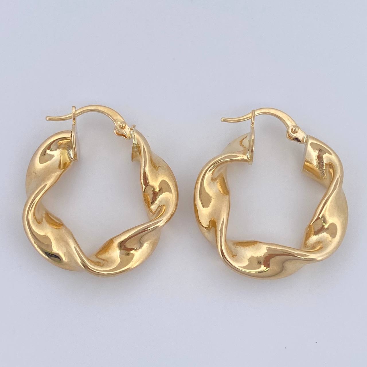 Candongas Azir 4.3gr / 2.7cm / Oro 18K $