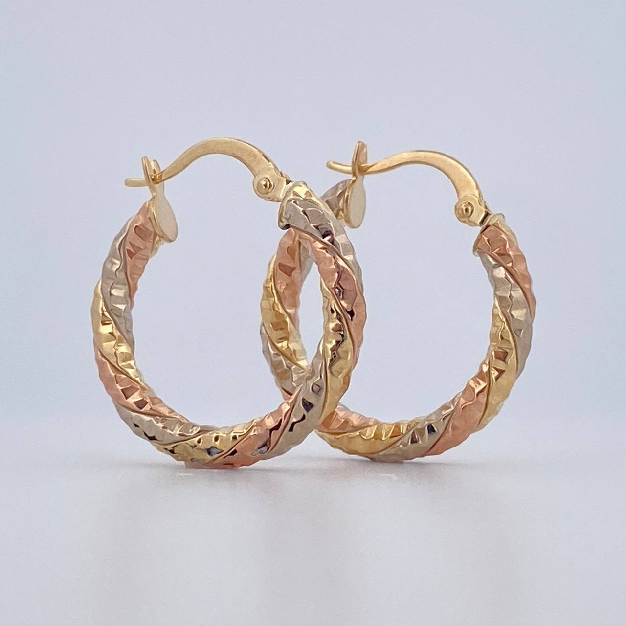 Candongas Majo 2.15gr / 2.3cm / Oro 18K $