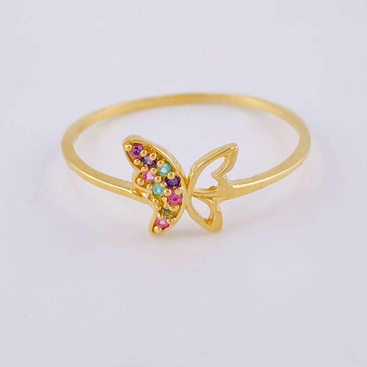 Anillo Silueta Mariposa 1.1 g / T8 1/2 Oro Amarillo 18K