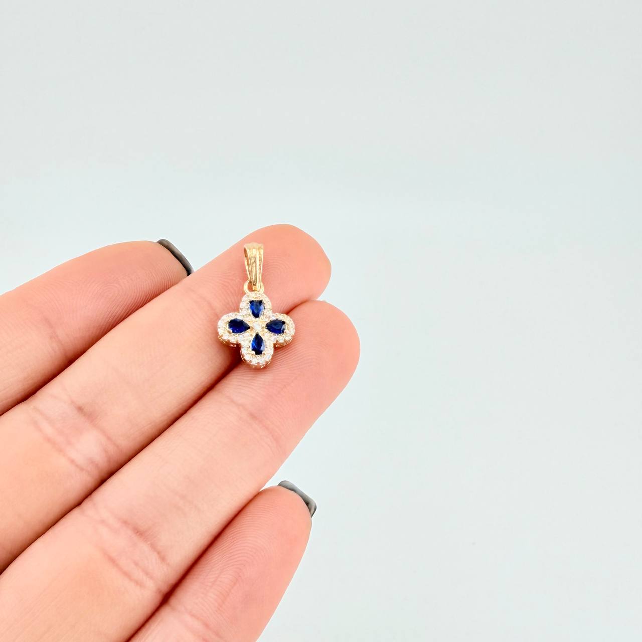 Dije Flor Trebol Tupido 1.1g / 1.7cm Oro Amarillo 18K