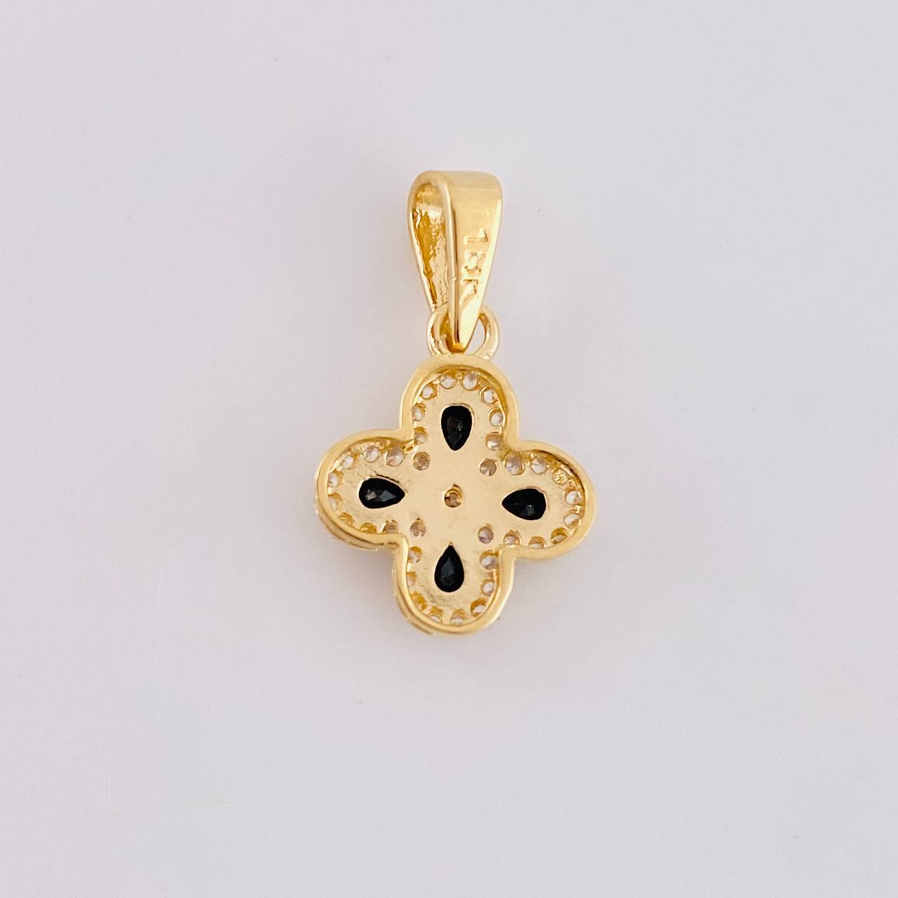 Dije Flor Trebol Tupido 1.1g / 1.7cm Oro Amarillo 18K
