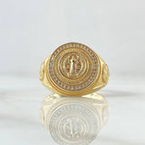 Anillo Sello Circular San Benito 9.05gr / T11 1/4 / Circones Blancos Texturizado Oro Amarillo 18K ©
