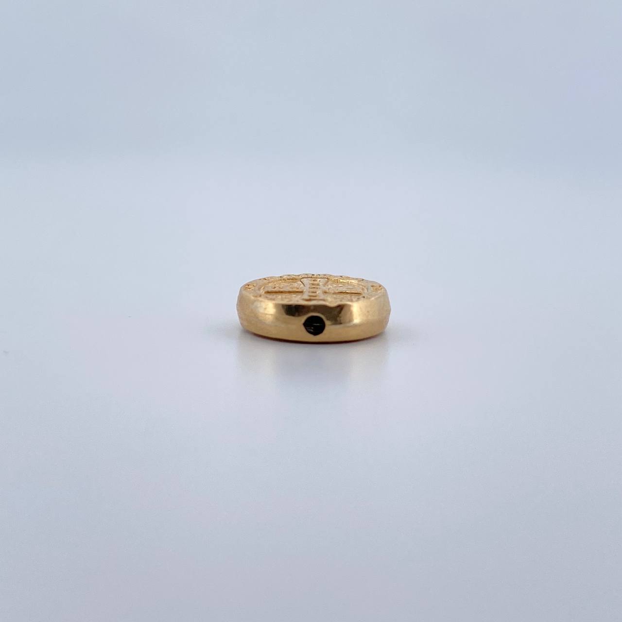 Herraje San Benito 0.4gr / 1.1cm / Troquelado Oro Amarillo 18K &