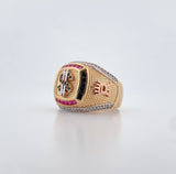 Anillo Signo Dólar 11.7gr / T10 1/2 / Circones De Colores Tres Oros 18K $