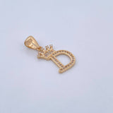 Dije Letra D Corona 1.55gr / 2.6cm / Circones Blancos Oro Amarillo 18K &