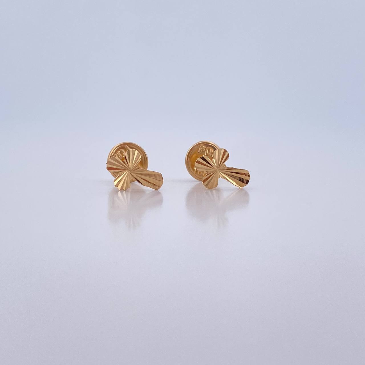 Topos Cruz 0.5gr / Diamantados Oro Amarillo 18K $