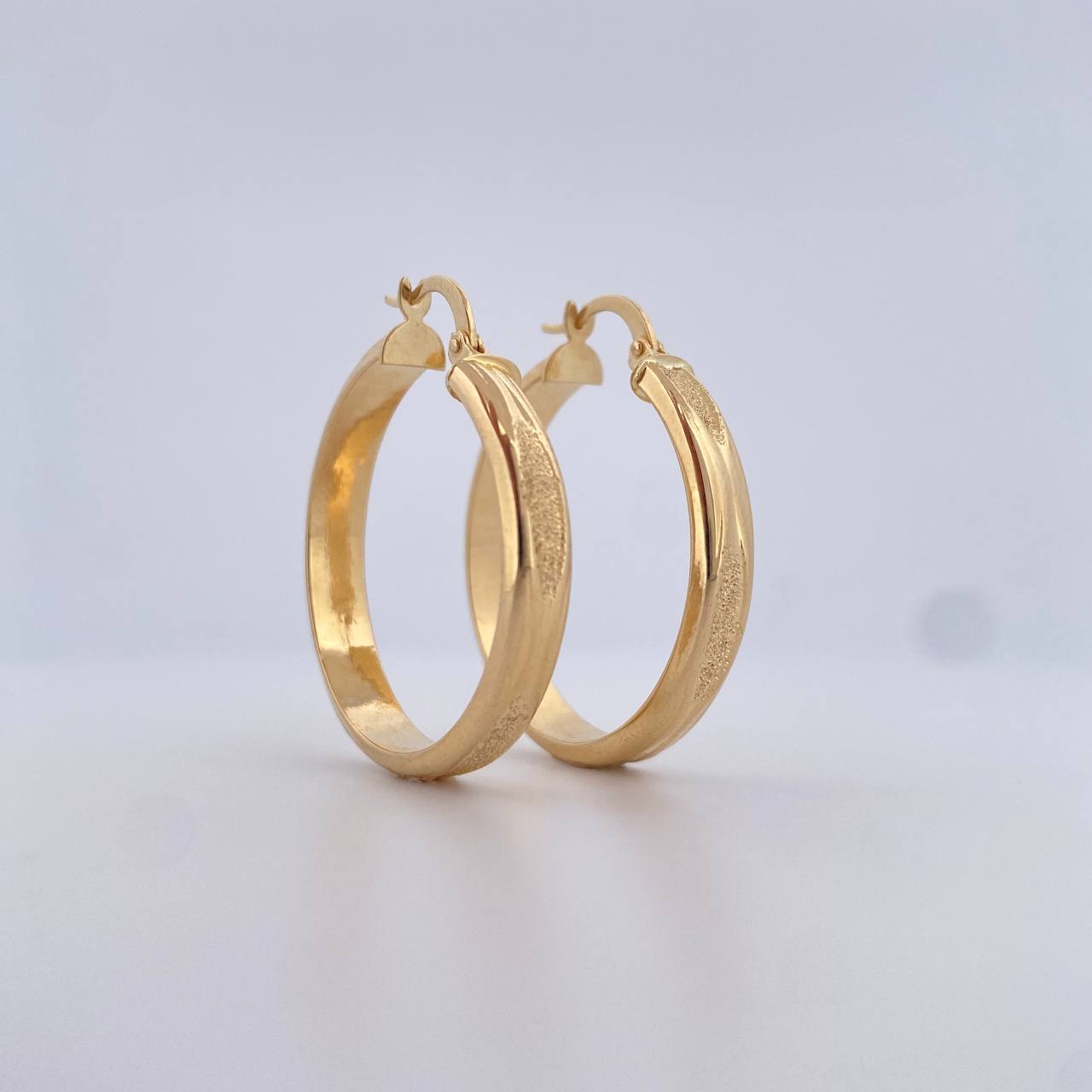 Candongas Lucero 3.65gr / 3.3cm / Oro 18K $