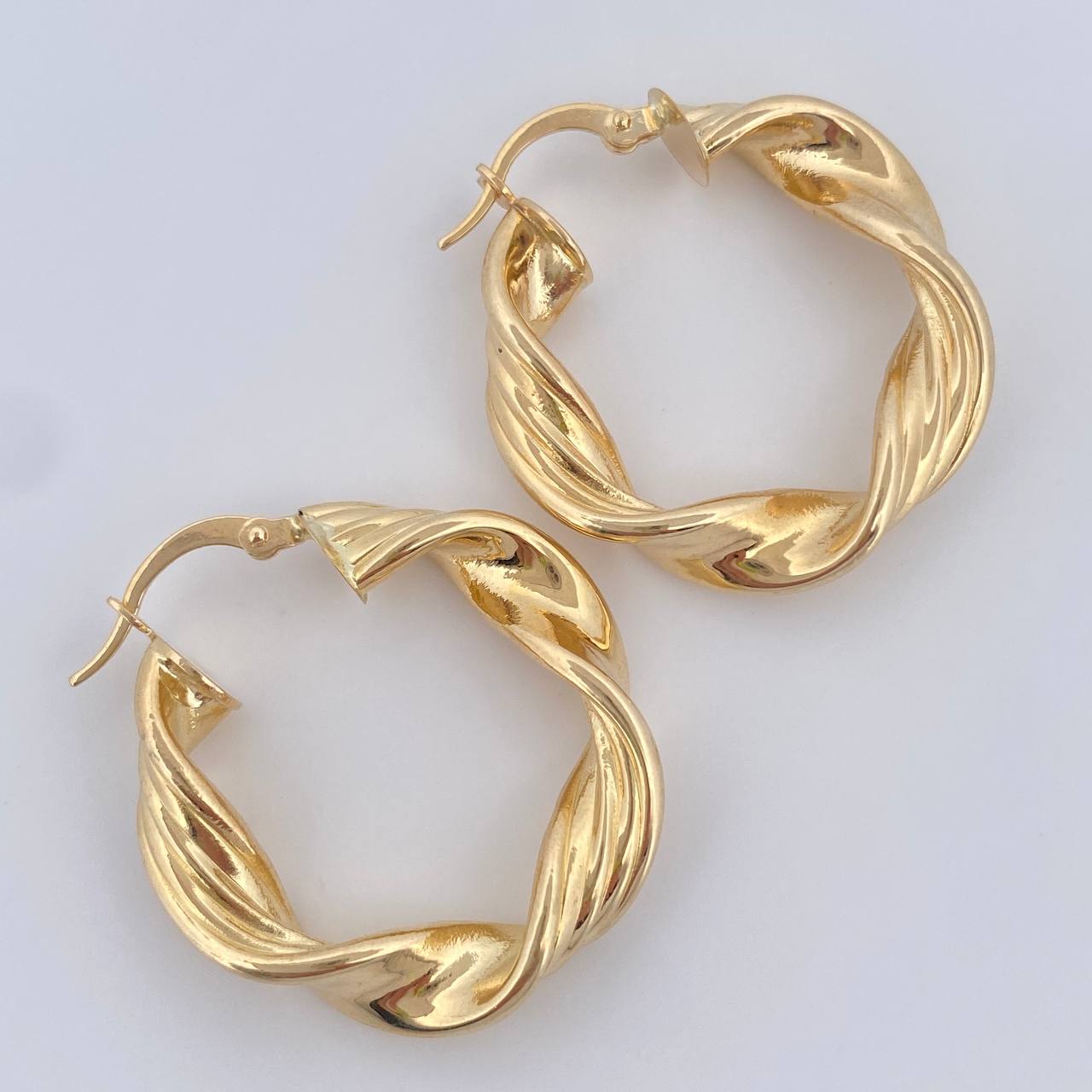 Candongas Nico 4.85gr / 3cm / Oro 18K $