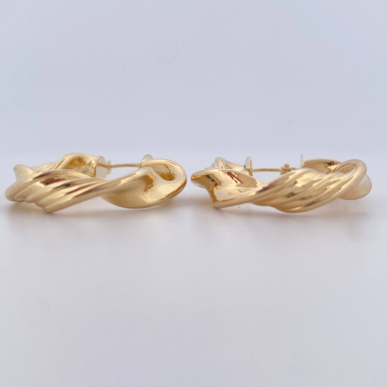 Candongas Nico 4.85gr / 3cm / Oro 18K $