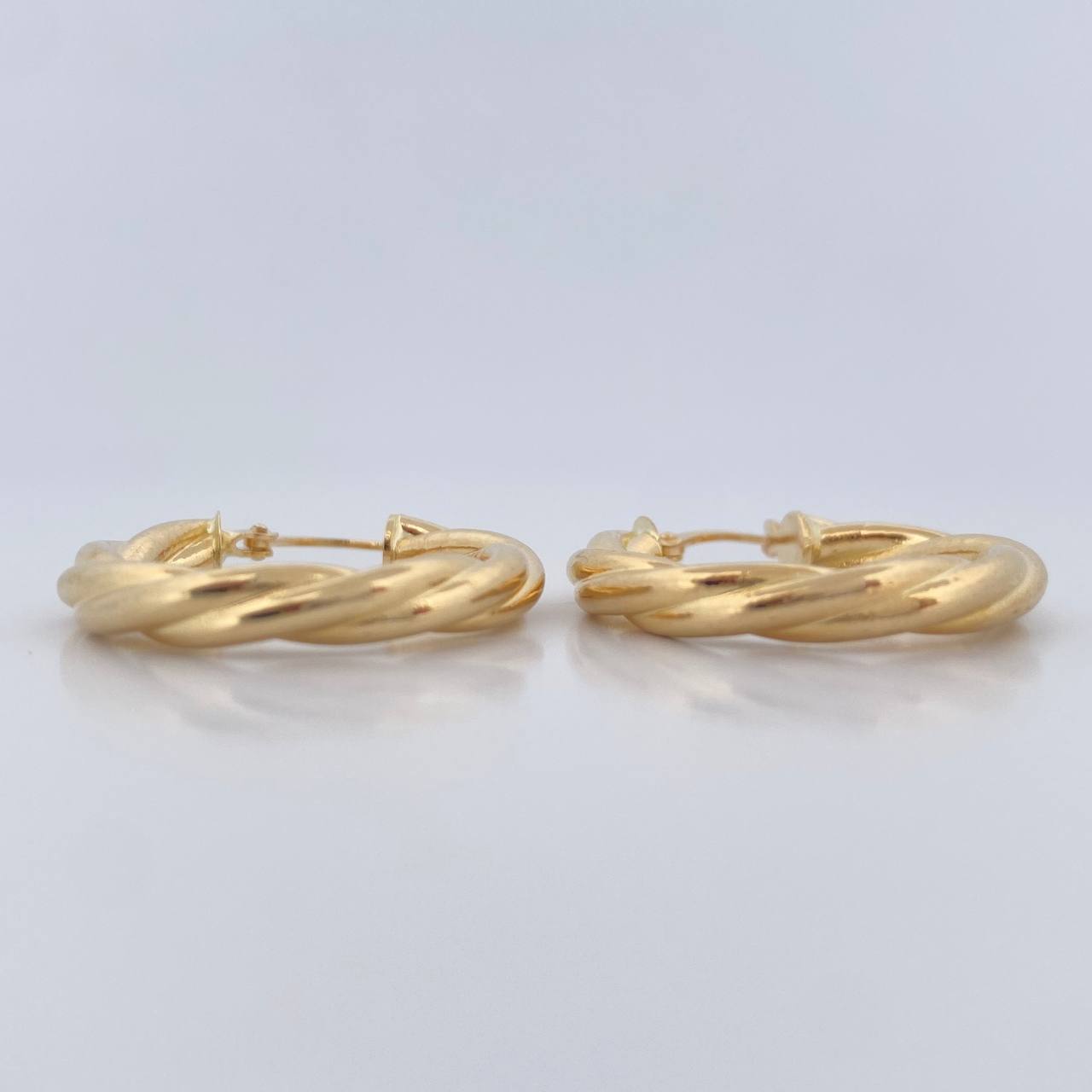 Candongas Tere 3.65gr / 2.8cm / Oro 18K $