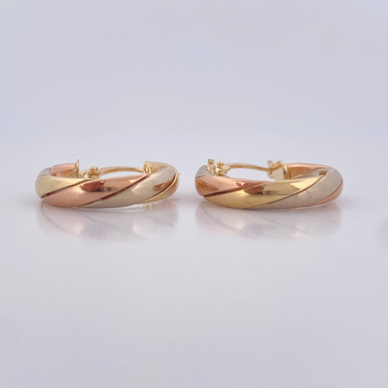 Candongas Mary 1.95gr / 2cm / Oro 18K $