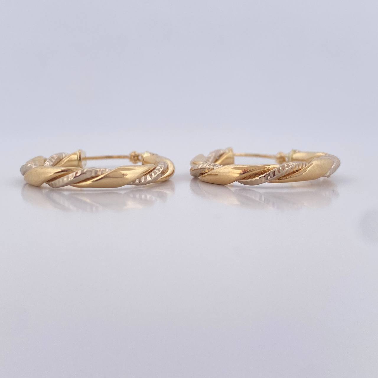 Candongas Axel 2.1gr / 2.5cm / Oro 18K $