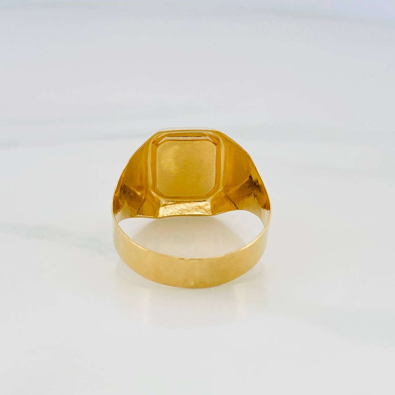 Anillo Corona 3.55 g / T10 1/2 Oro Amarillo 18K