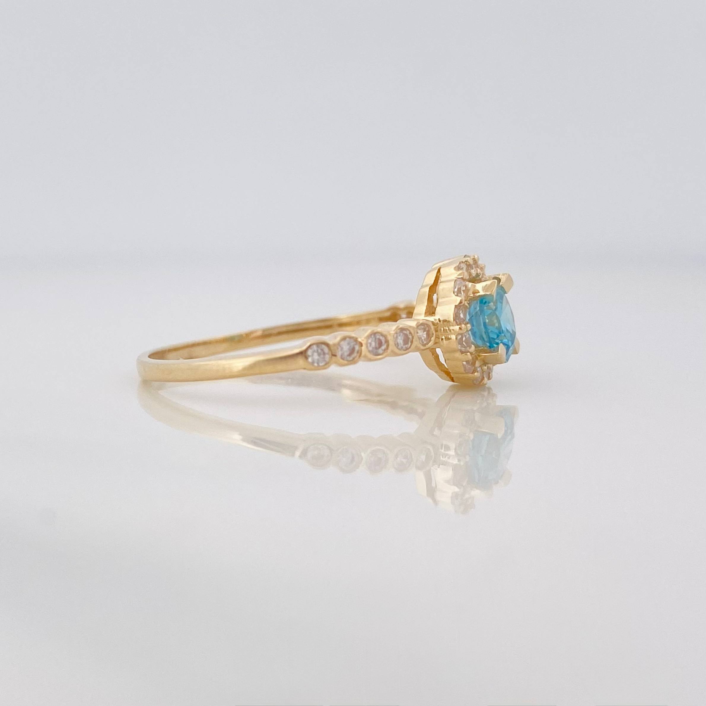 Anillo Halo 2.15 g / T7 3/4 Oro Amarillo 18K