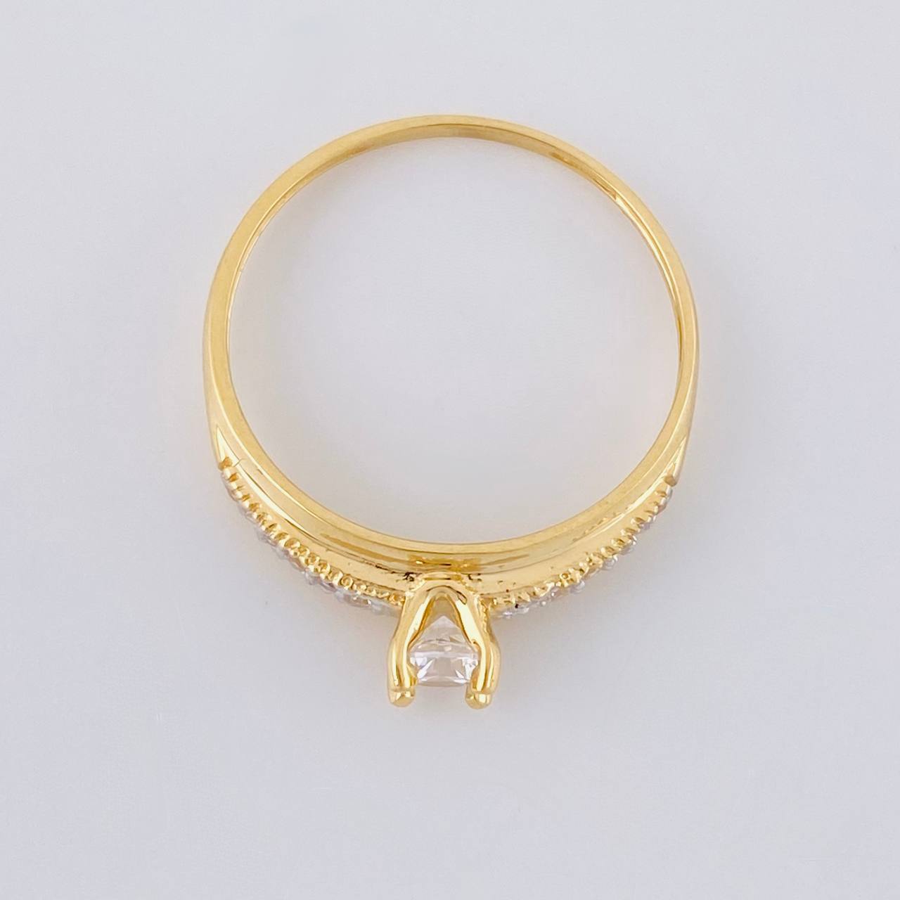 Anillo Solitario Hileras Tupidas 1.85g / T7 1/4 Oro Amarillo 18K