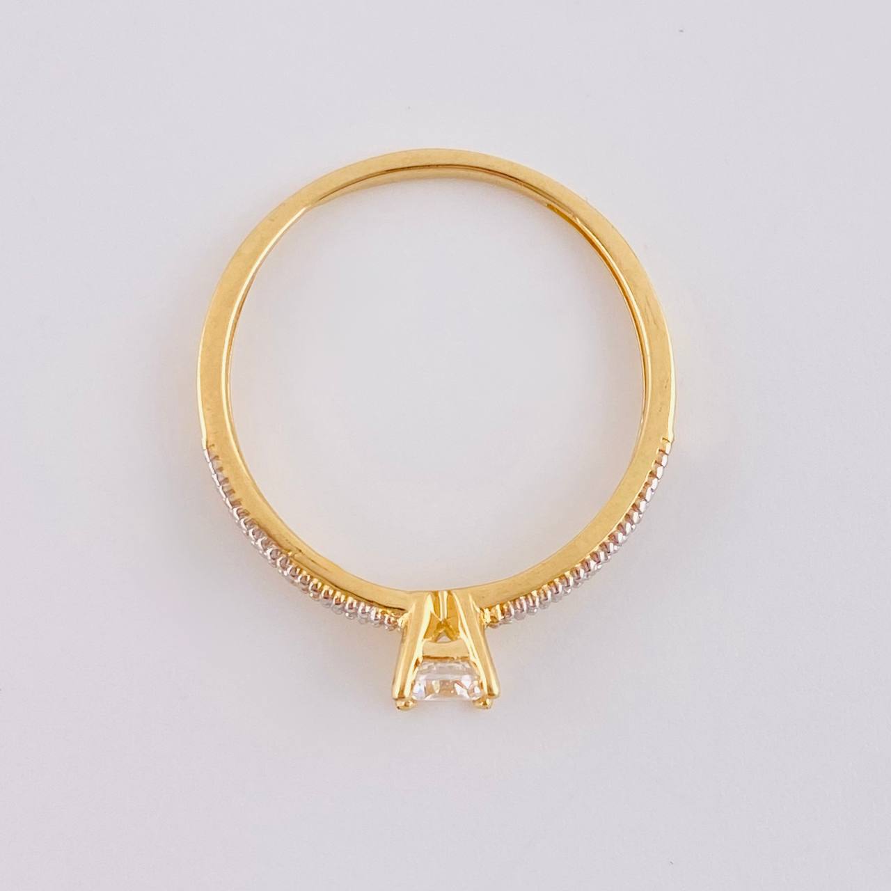 Anillo Solitario Churumbela Cuadrada 1.75g / T7 Oro Amarillo 18K
