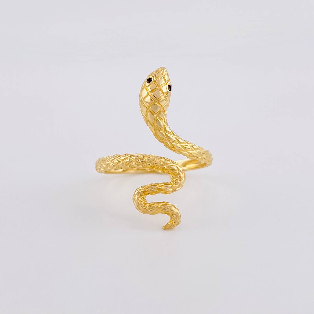 Anillo Serpiente 3g / T6 1/2 Oro Amarillo 18K