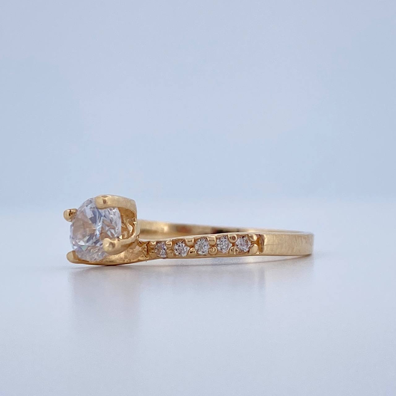 Anillo Lineas Invertidas 1.75gr / T5 3/4 / Oro Amarillo 18K $