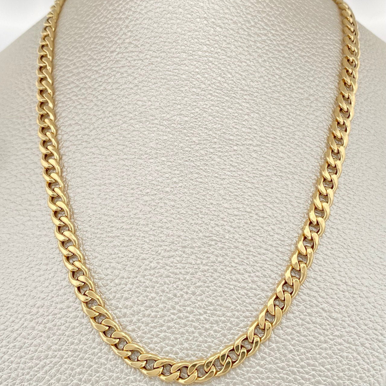 Cadena Cubana 6.15gr / 60.3cm / Oro Amarillo +1 18K +