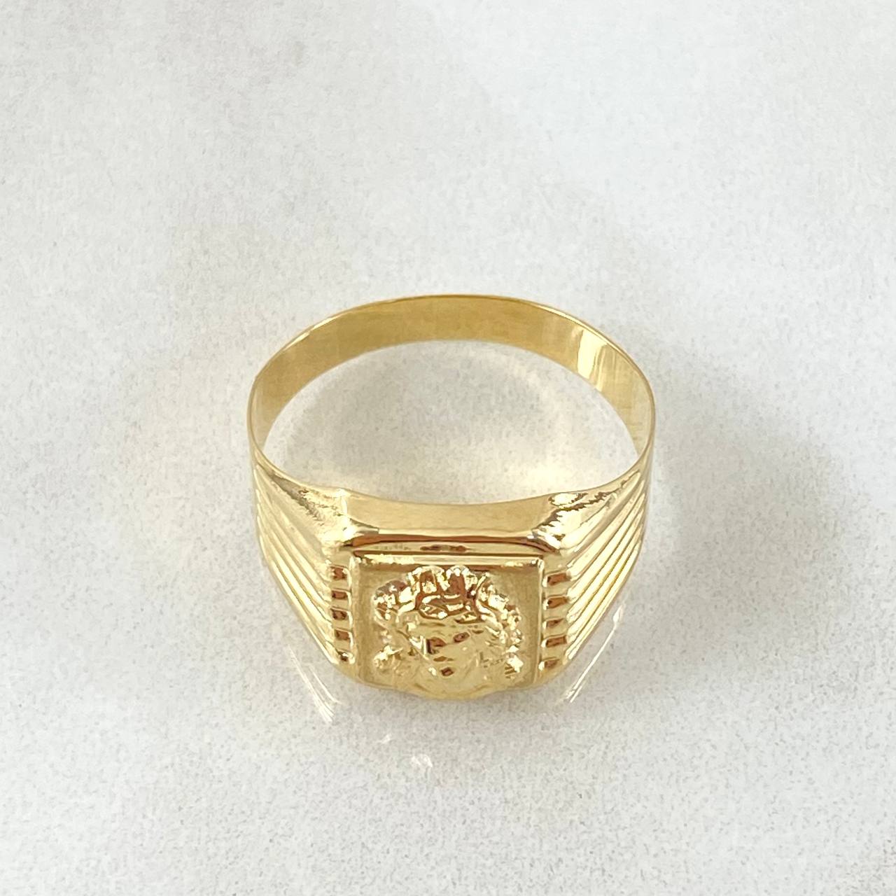 Anillo Rostro de Cristo 1.9gr / T8 1/2 / Oro Amarillo 18K