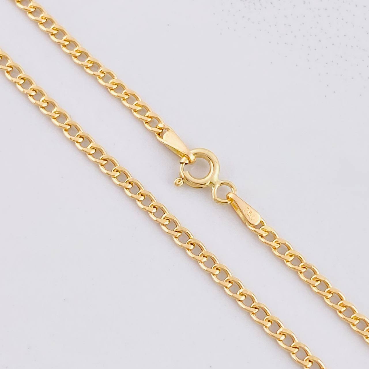 Cadena Mini Cubana 2.25g / 45cm / 2.3mm Oro Amarillo 18K