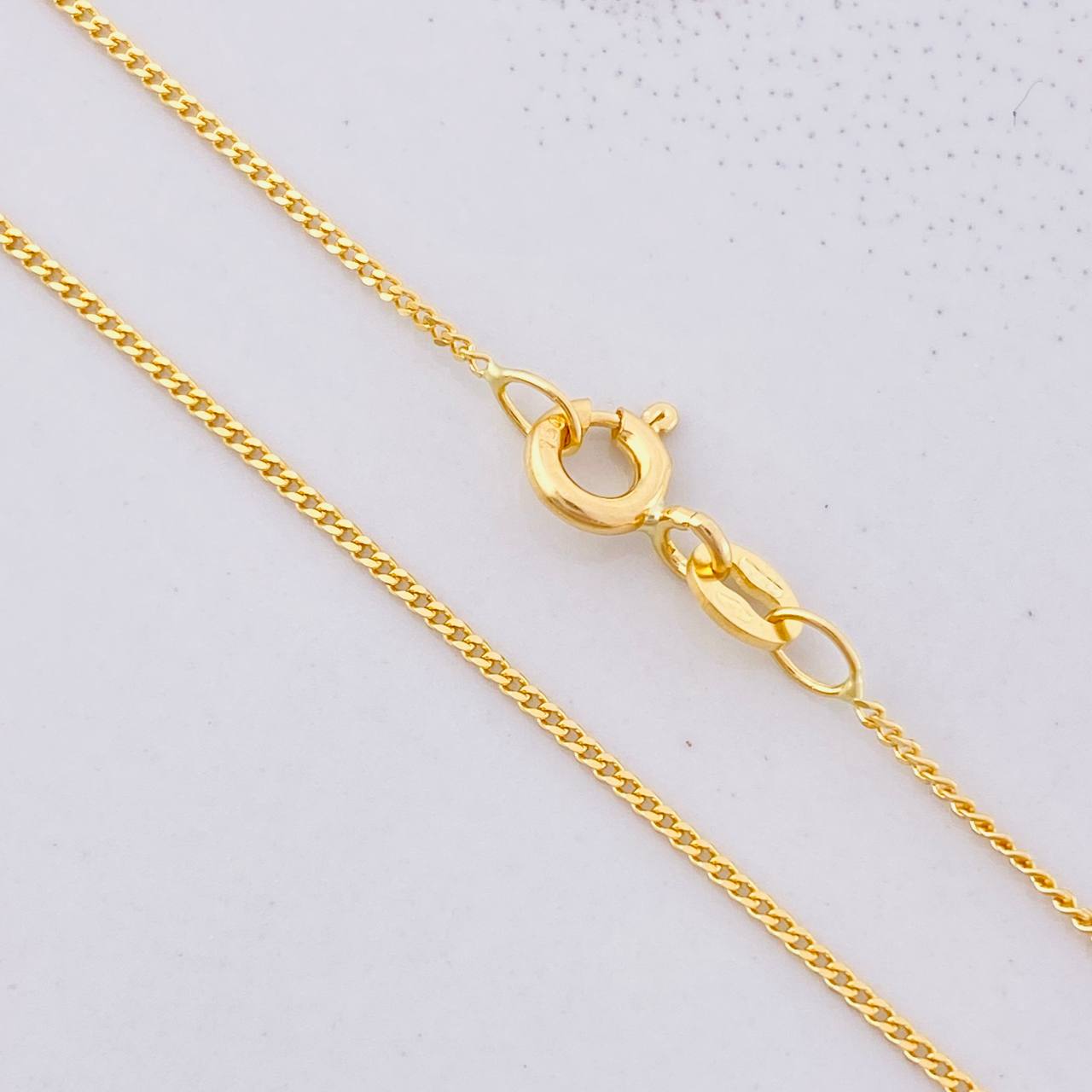 Cadena Mini Cubana 1.7g / 45cm / 0.95mm Oro Amarillo 18K