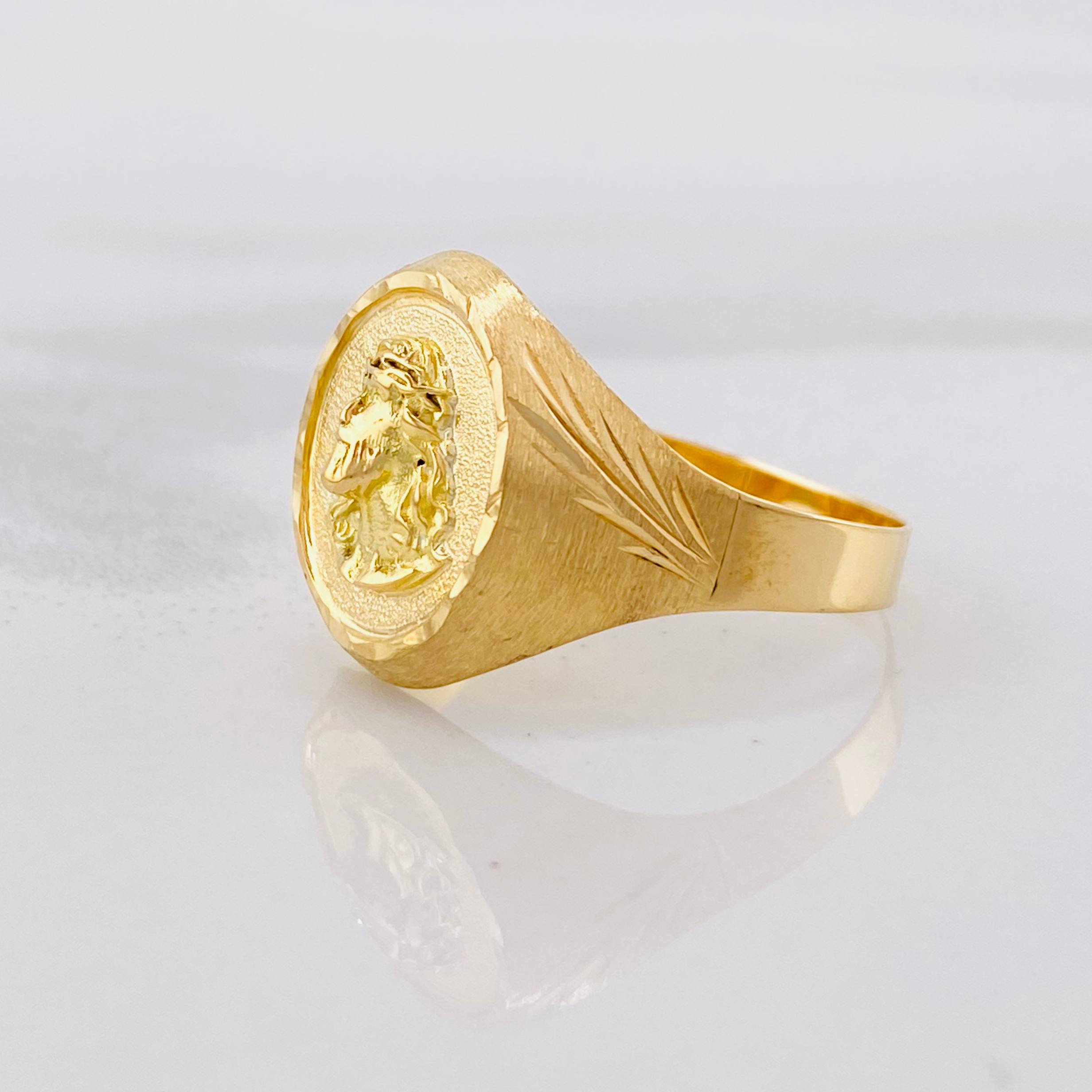 Anillo Rostro Cristo 2.7g / T11 Oro Amarillo 18K