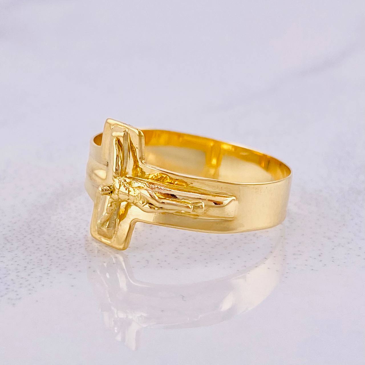 Anillo Cruz Cristo 1.75g / T9 1/4 Oro Amarillo 18K