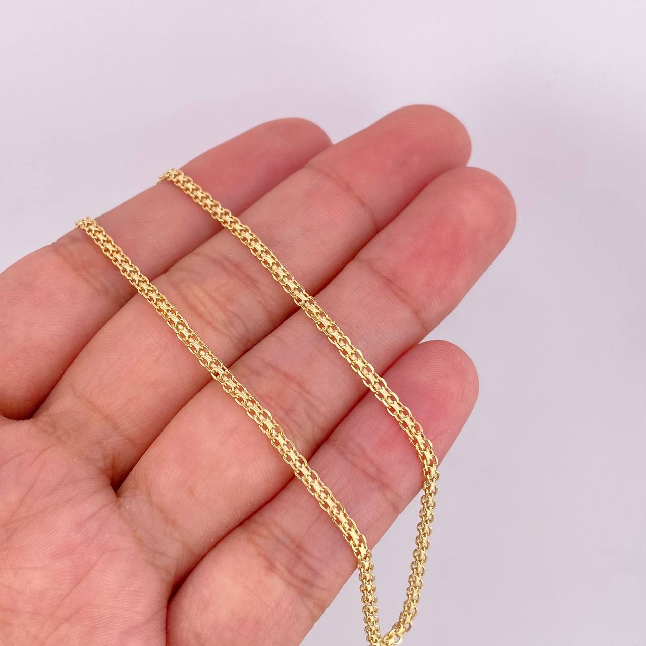 Cadena China 2.6g / 45cm / 1.4mm Oro Amarillo 18K