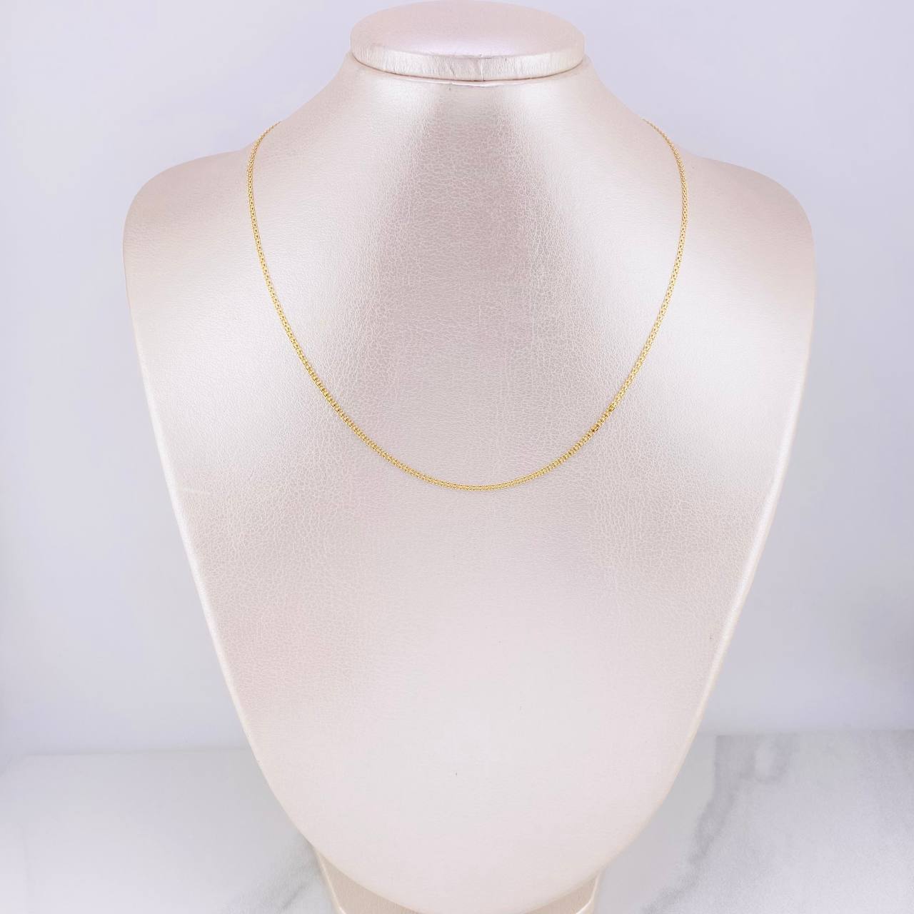 Cadena China 2.3g / 40cm / 1.5mm Oro Amarillo 18K