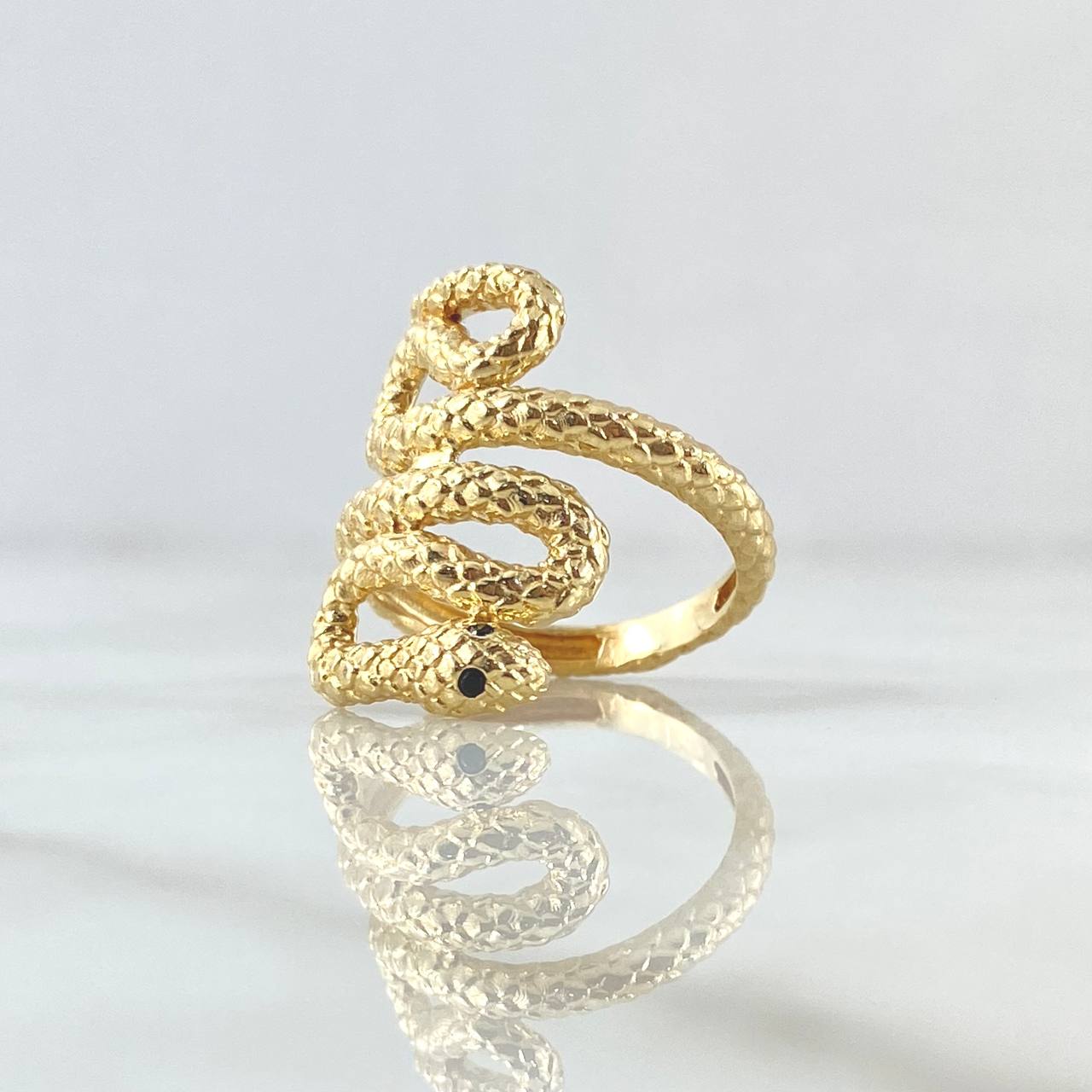 Anillo Serpiente 5.55gr / T6 1/2 / Texturizado Circones Negros Oro Amarillo 18K