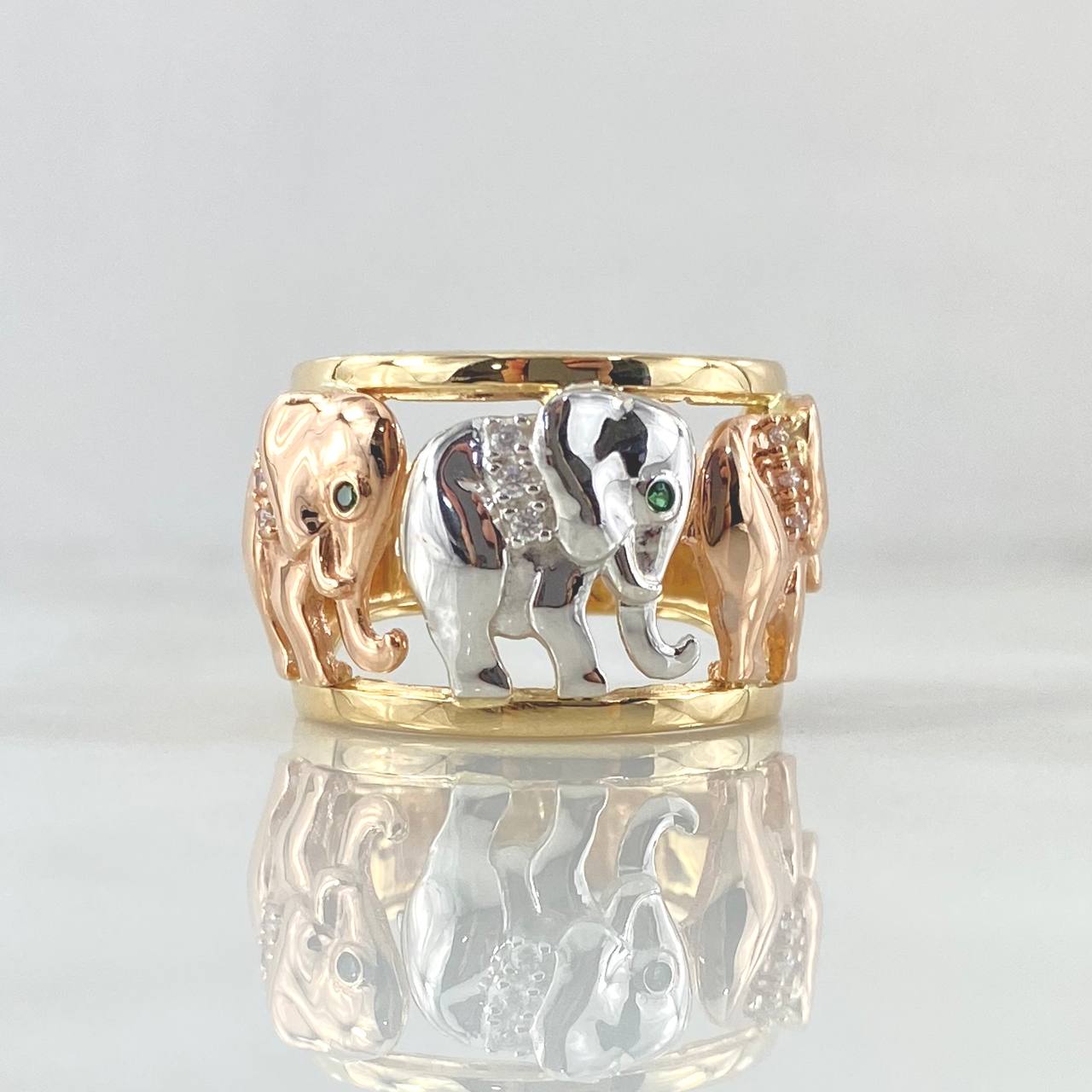 Anillo Trio Elefantes 9.15gr / T7 1/2 / Circones Blancos Verdes Tres Oros 18K