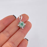Dije Flor Mandala Esmeraldas 0.45 Pts 1.05 g / 2.3 cm Plata 925
