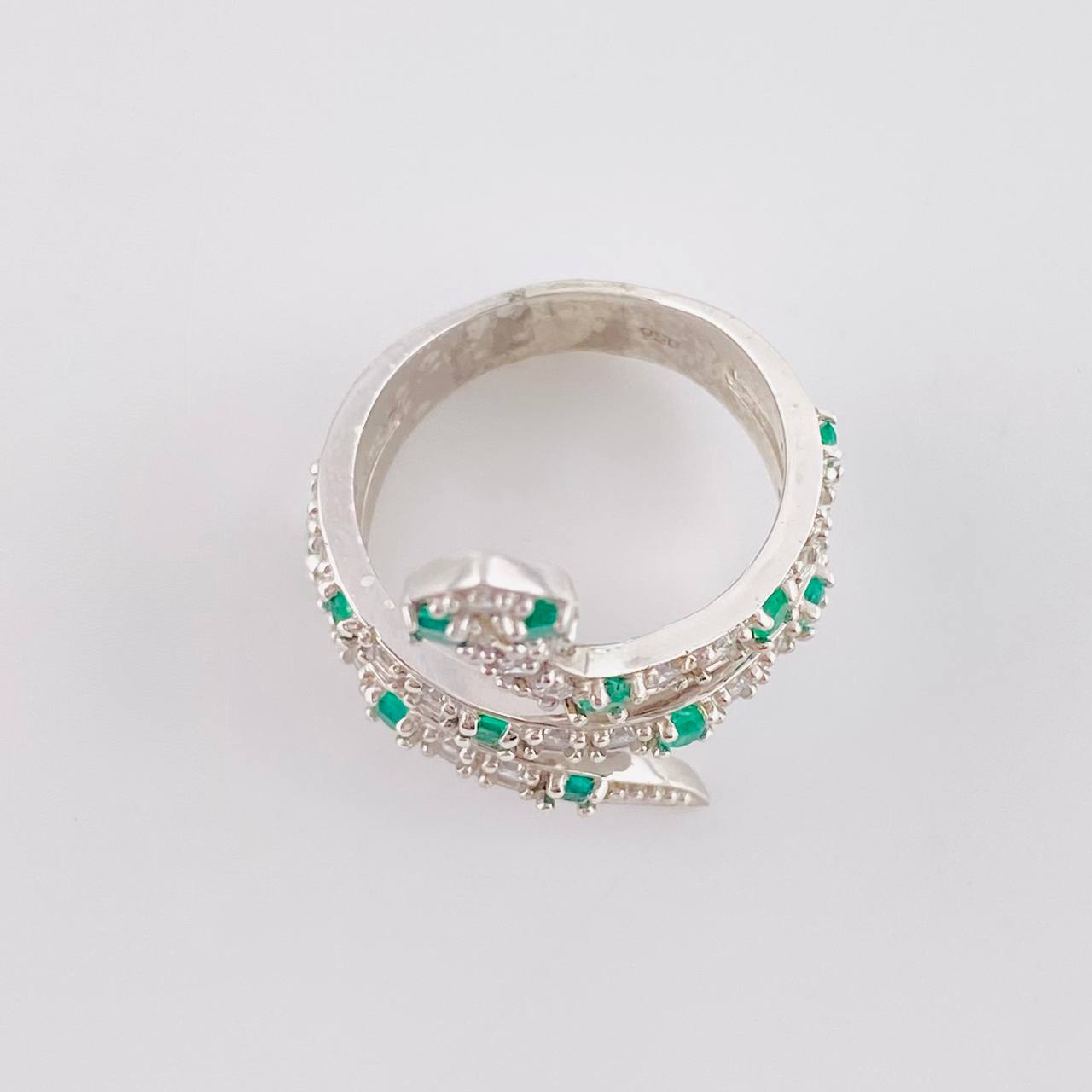 Anillo Serpiente Esmeraldas 0,43 Pts 5.55 g / T7 1/4 Plata 925