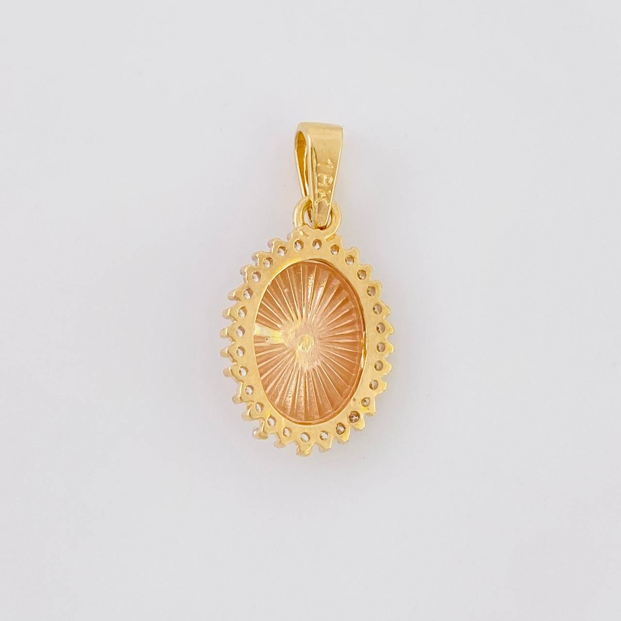 Dije Virgen guadalupe diamantado 1.95g / 2cm Tres Oros 18K