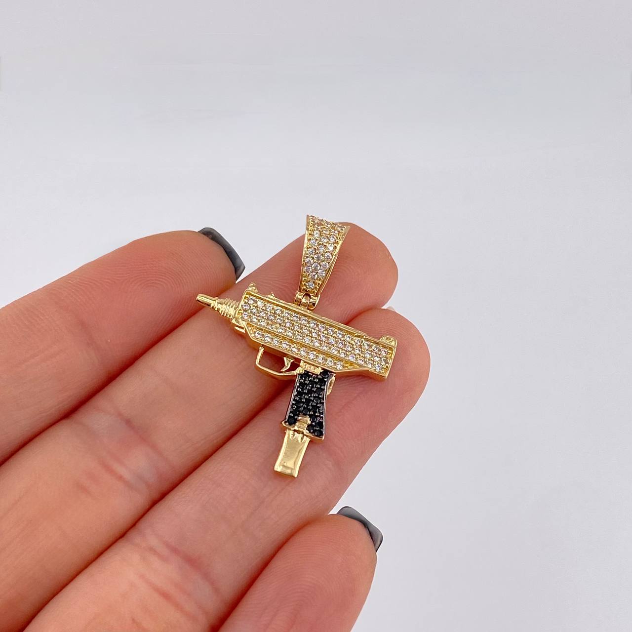 Dije mini uzi 3.9g / 3.2cm Oro Amarillo 18K