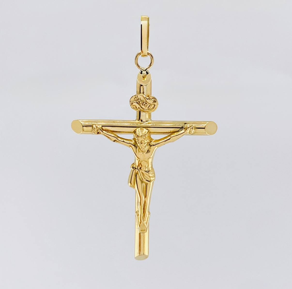 Dije Cruz Cristo Puntas Planas 2 g / 5.1 cm Oro Amarillo 18K