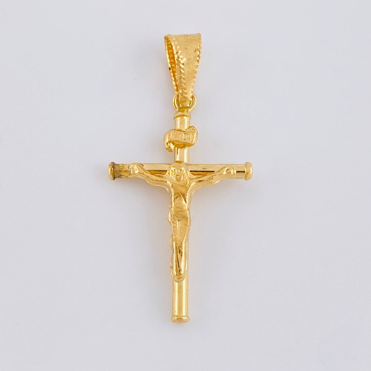 Dije Cruz Cristo 1.1 g / 3.6 cm Oro Amarillo 18K