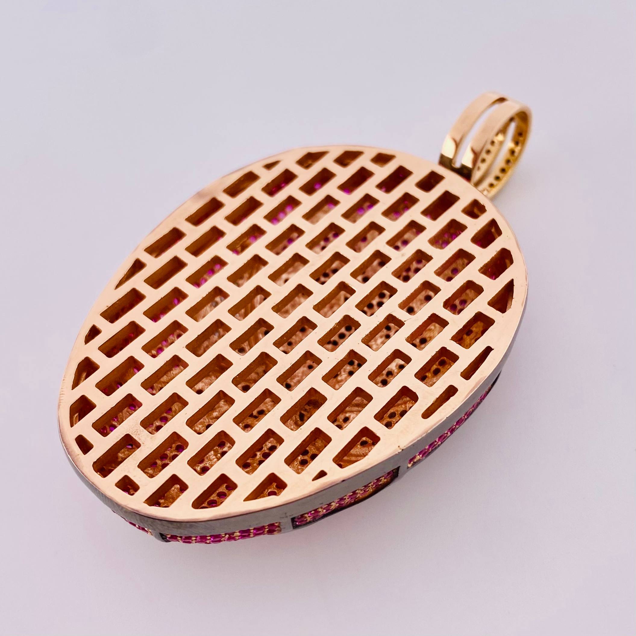 Dije Mascara 68.5g / 7cm Oro Amarillo 18K