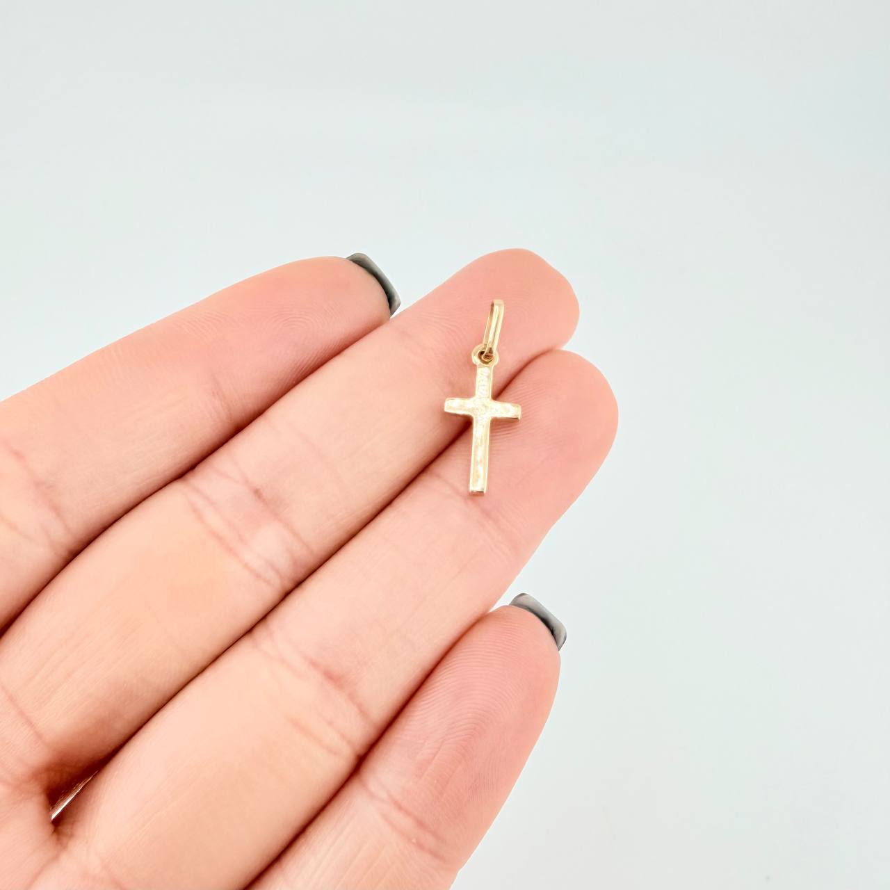 Dije Cruz Lisa 0.8g / 2cm Oro Amarillo 18K
