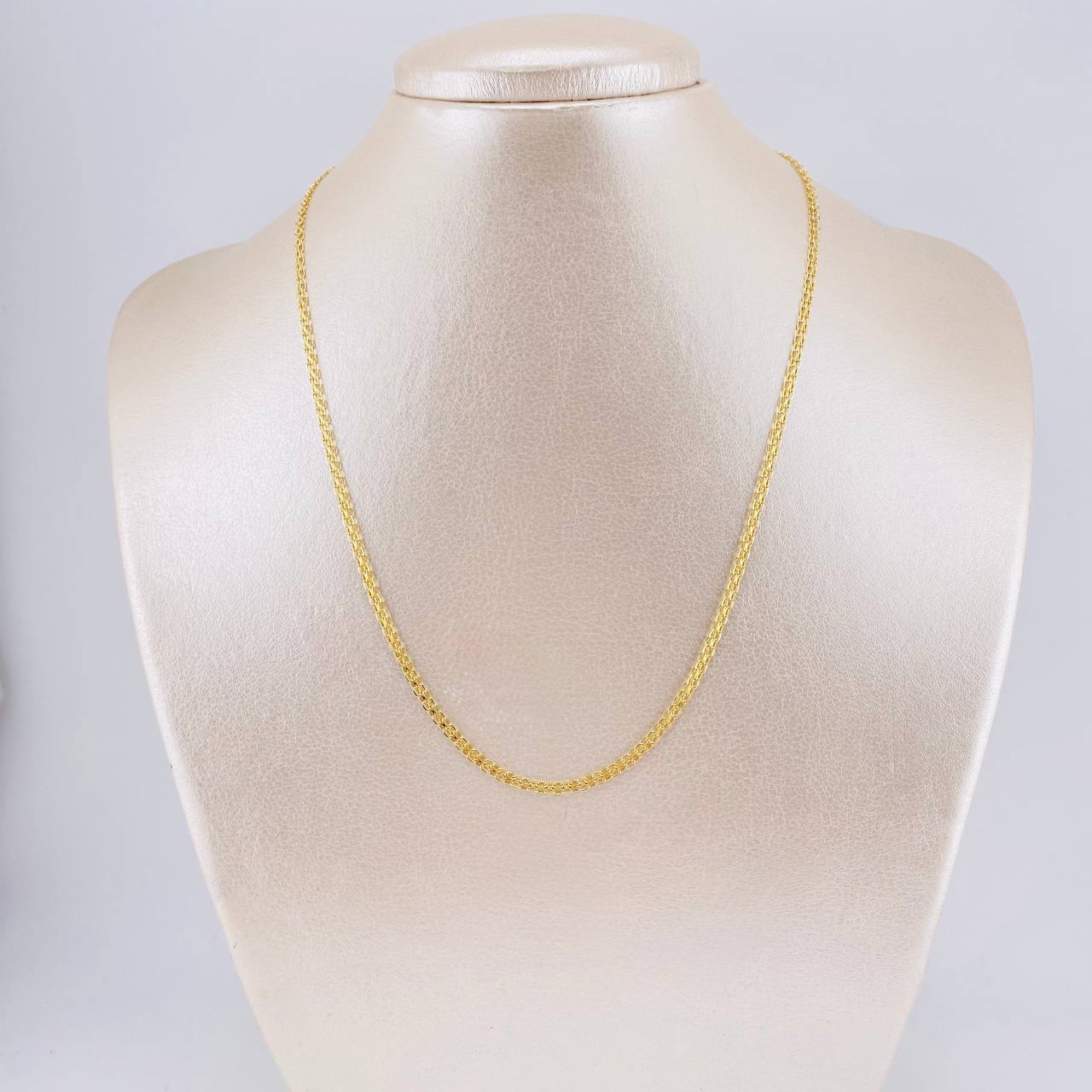Cadena China 3 g / 45.1 cm / 2.2 mm Oro Amarillo 18K