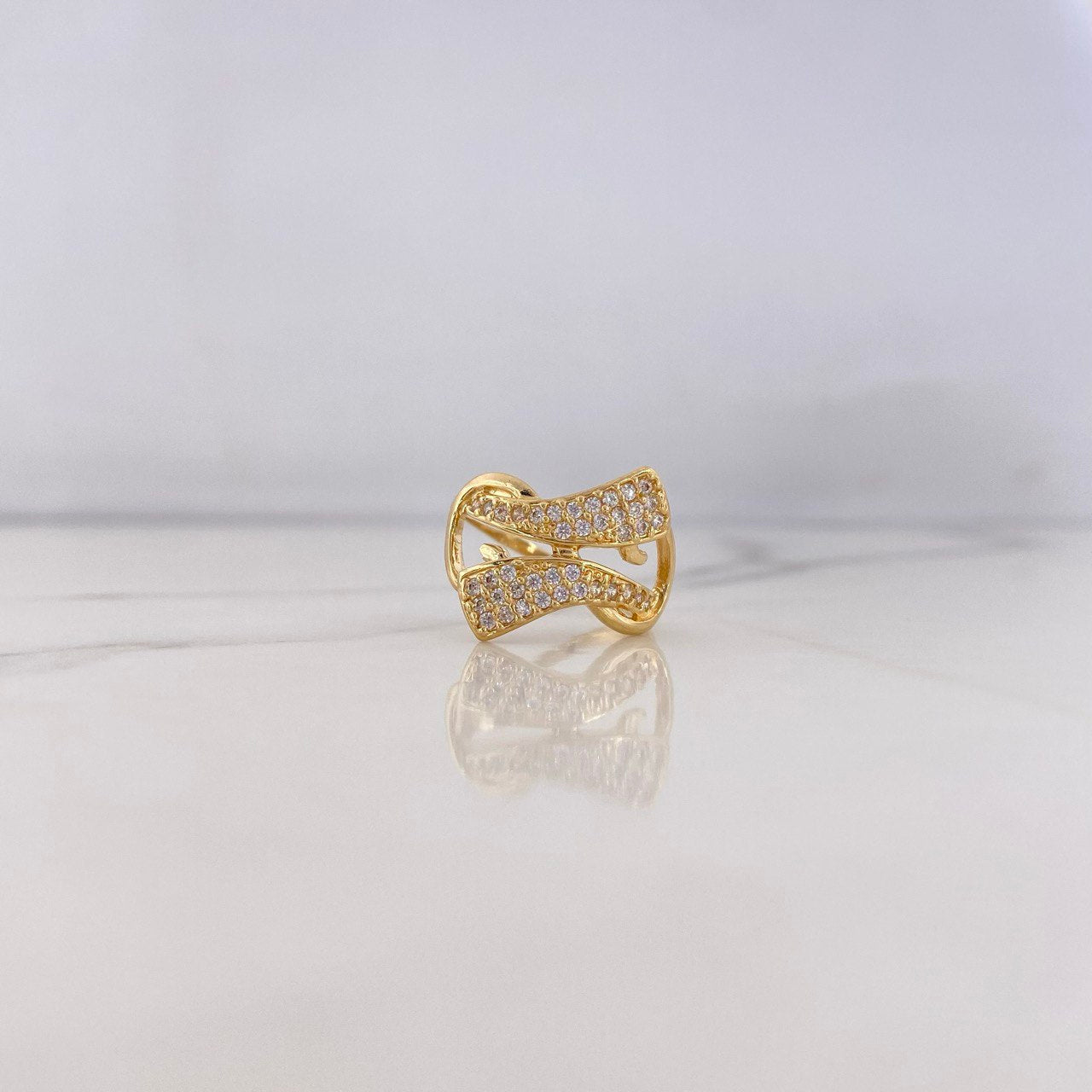 Anillo Liston 3.85gr / T6 1/4 / Circones Blancos Oro Amarillo 18K $